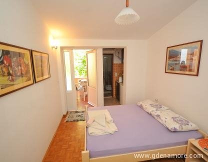 Apartments Kuc, , private accommodation in city Šušanj, Montenegro - DSC_5781